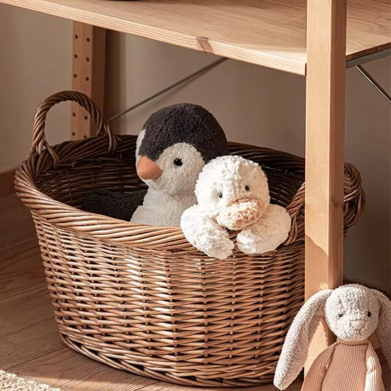 Woven Laundry Basket With Lid